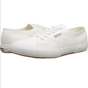 SuperGa Women’s Cotu 2750 Classic White Sneaker